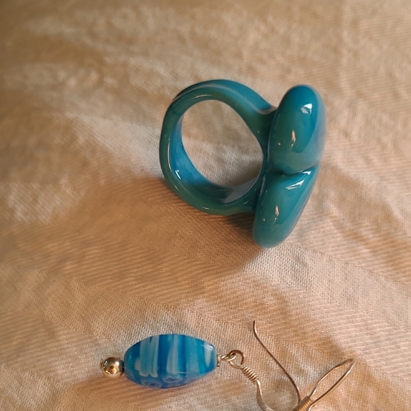 Blue Glass Blown Look Earrings& Glass Heart Ring - Picture 2 of 3